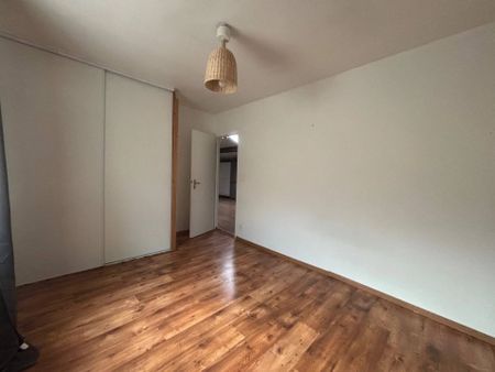 Location appartement T4 - Photo 2