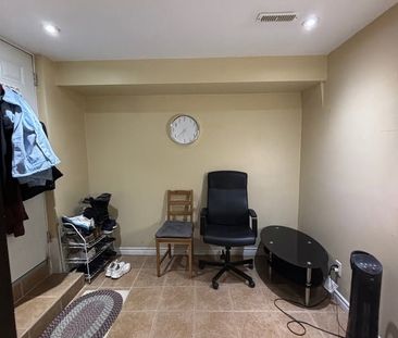 For Lease - 4 Lonestar Crescent Unit# Basement, Brampton, Ontario - Photo 5