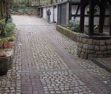 Neuwertige Dachgeschosswohnung in ruhiger aber dennoch zentraler Lage in Aachen - Photo 4