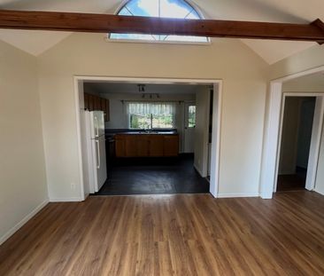 Ocean Views Home in Union Bay 2 Bed 1 Bath - Photo 3