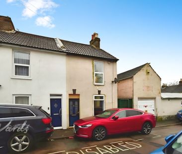 3 bedroom terraced house to rent - Photo 4