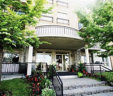 930 Boul. Marcel Laurin - Photo 1