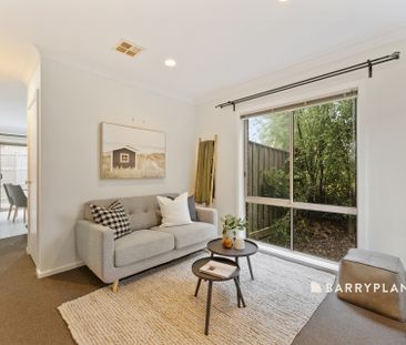 Brilliantly Presented Townhouse in a Prime Berwick Location - Photo 1