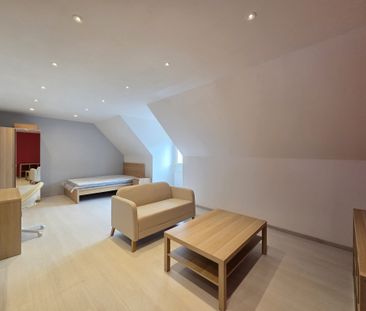 Location Appartement 1 pièce 40m² TROYES 10000 - Photo 3