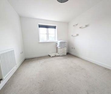 Fontwell 2 bedroom flat to rent - Photo 1