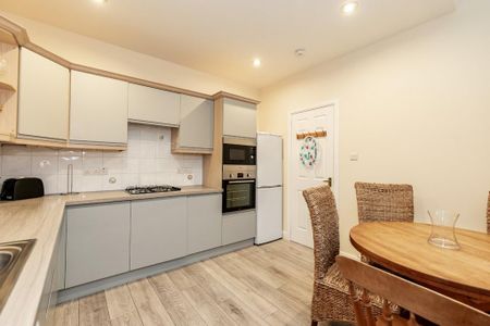 2 bedroom flat to rent - Photo 5