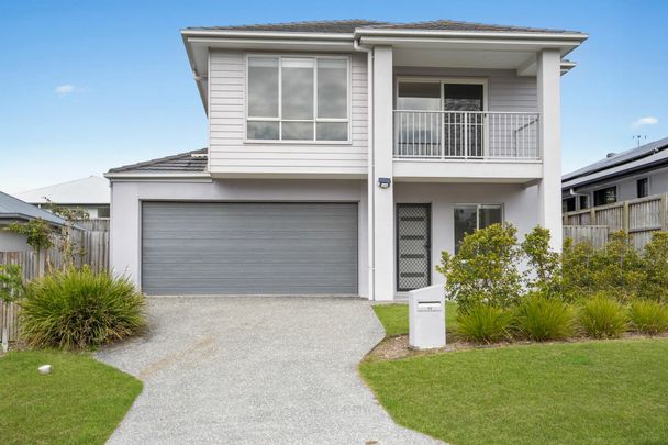 Stylish Family Home in Pimpama - Photo 1
