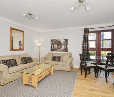 2 Bed Flat, East Werberside, EH4 - Photo 1