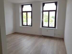 Böhlerstr. 43, Wohnung 2 ~~~ Einbauküche, Maisonette, Balkon, Tageslichtbad mit Wanne und Dusche, Abstellraum, Keller - Photo 3