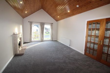 14 Lynda Farm, Newtownabbey, BT37 0AX - Photo 3