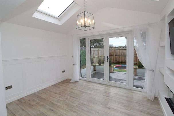 3 bedroom terraced house to rent - Photo 1