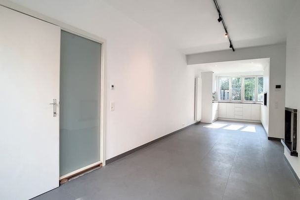 Appartement te huur - Photo 1