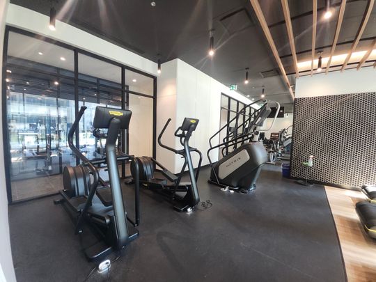 1210 Rue Jeanne Mance, Montréal (Ville-Marie), QC H2X - Photo 1