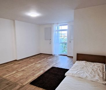 Pronájem bytu 1+kk 25 m² - Fotografie 2