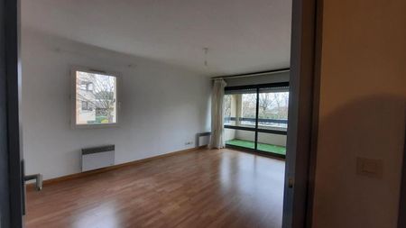 APPARTEMENT T2 47M - Photo 3
