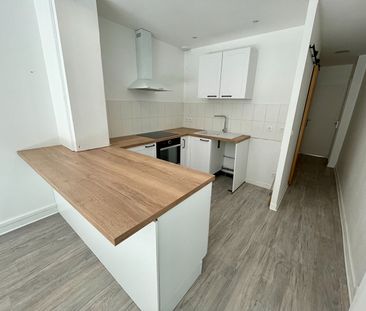 T2 de 53.6 m², Rue du Chevalier Français – Saint-Maurice- Pellevois... - Photo 1