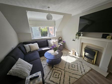 2 bedroom apartment to rent - Photo 2