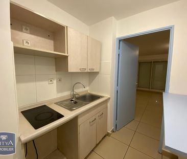 Location Appartement 1 pièce 27m² STE CLOTILDE 97490 - Photo 3