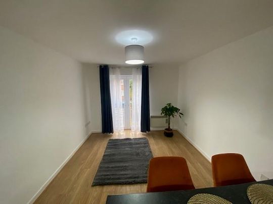 2 bedroom flat to rent - Photo 1