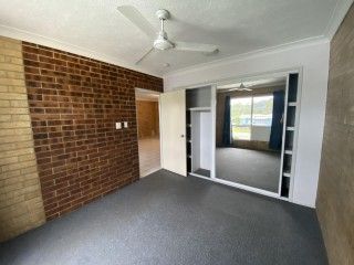 Modern Unit Living in Cannonvale - Photo 3