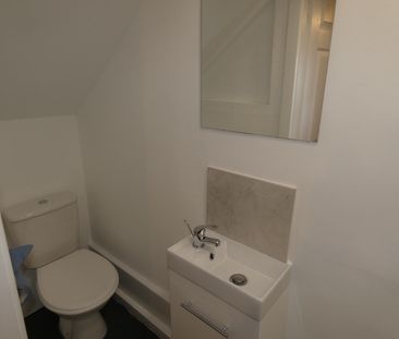 Warbreck Hill Road Flat 4 - Photo 4