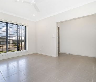 28 Bullita Street, - Photo 1