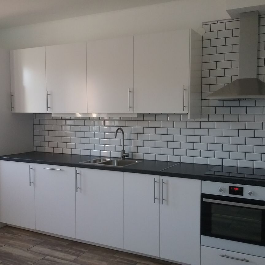 Södra Torggatan, Hasslarp - Photo 1