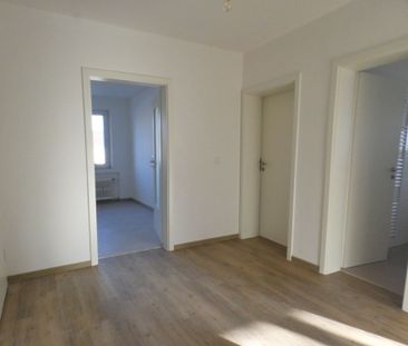 Bezugsfertige Wohnung im EG mit Balkon - Photo 3