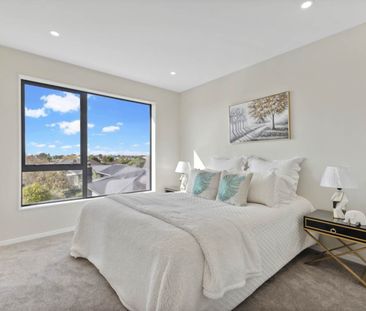 Mangere, 4 bedrooms - Photo 3