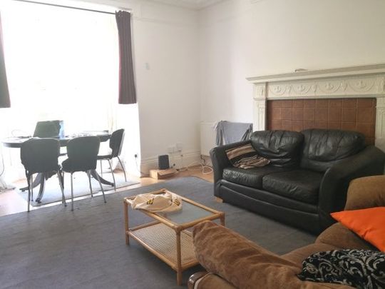 Kent Road, Southsea - Photo 1