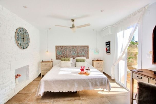 Villa for rent in Marbesa, Marbella East - Photo 1