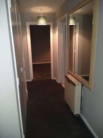 2 Bed Flat, Westcote Road, RG30 - Photo 2