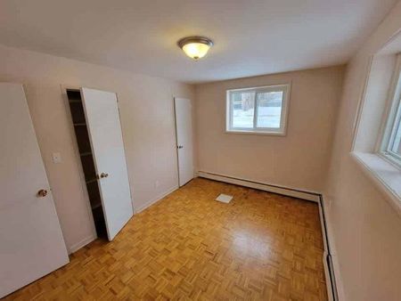 56 Lansdowne St, Unit 4, Kingston, ON - Photo 3