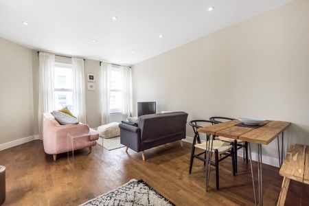 White Hart Road, London, SE18 - Photo 2