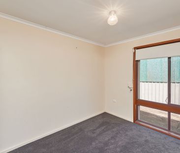 Spacious 4-Bedroom Home - Photo 4