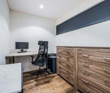 Modern 1-Bedroom Apartment in the Heart of Liverpool - Photo 2