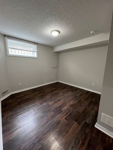 For Lease - 32 Floral Drive, Guelph, Ontario - Photo 4