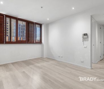 1007/22-40 Wills Street, Melbourne - Photo 6