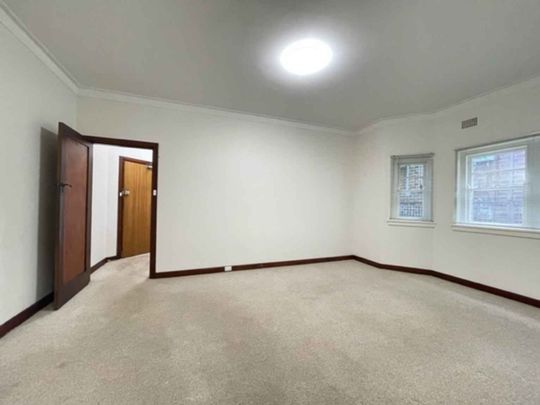 1/23 King Street Waverton - Photo 1