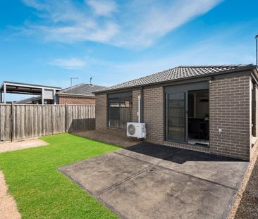 44 Dodson Road, Officer VIC 3809 - House For Rent | Domain - Photo 4
