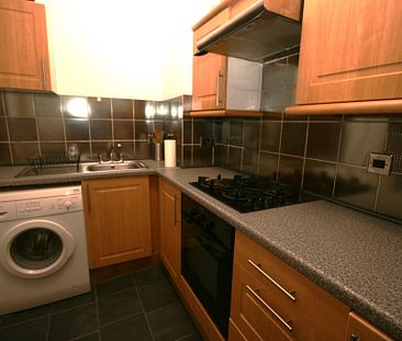 Tollcross Road, Spacious 2 Bed Furnished Apartment, Tollcross – Available 09/09/2024 - Photo 6