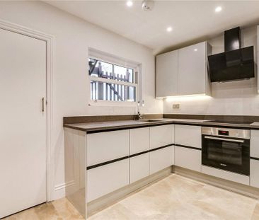 4 bedroom semi-detached house to rent - Photo 3