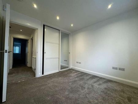 Forest Road, Binfield, Bracknell, RG42 - Photo 5