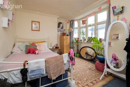 3 bedroom apartment to rent - Photo 3