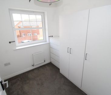 4 bedroom detached house to rent - Photo 6