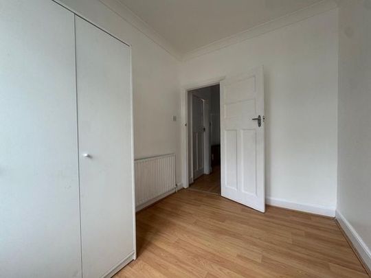 4 Bed Semi-Detached House, Minehead Road, SW16 - Photo 1