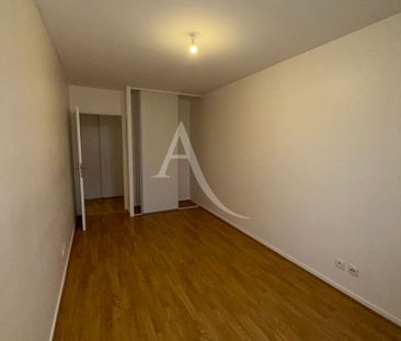 Location Appartement 3 pièces 69m² - Photo 3