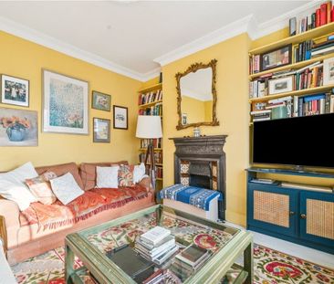 Delightful three-bedroom Victorian terraced house, beautifully pres... - Photo 2