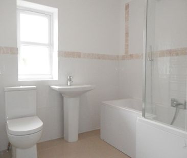 1 bedroom detached house to rent - Photo 3