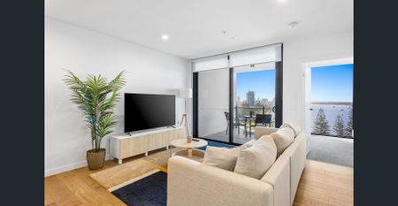 New fully furnished apartment with Broadwater views - Photo 3